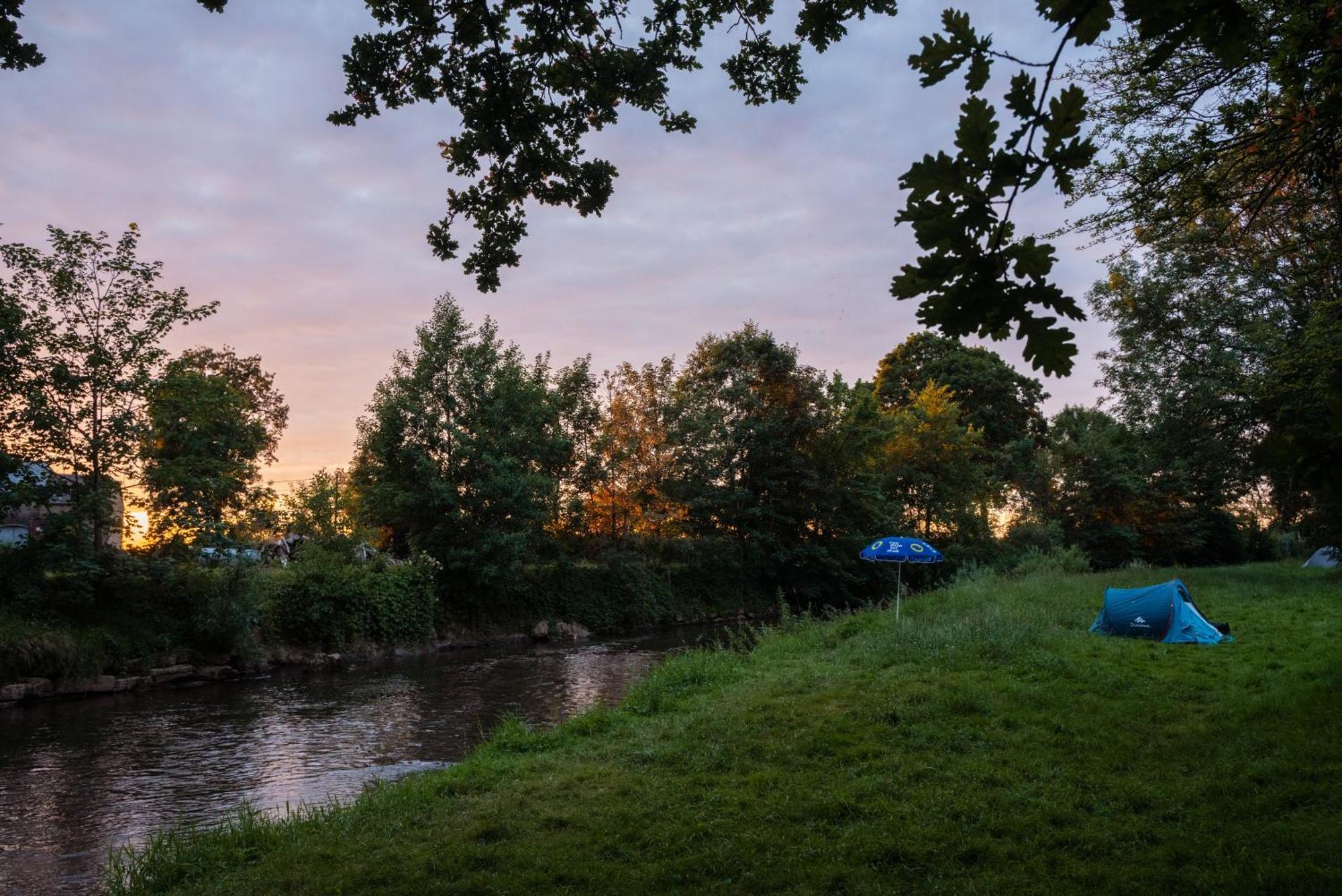 Camping De Chenefleur Tintigny Esterno foto